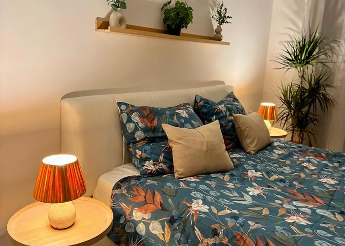 Spacious Soho Gem - Center - Free Parking Apartament Budapesta